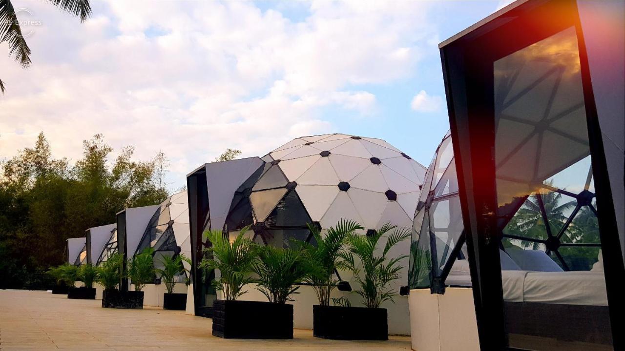 קפ Adventure Dome Resort מראה חיצוני תמונה